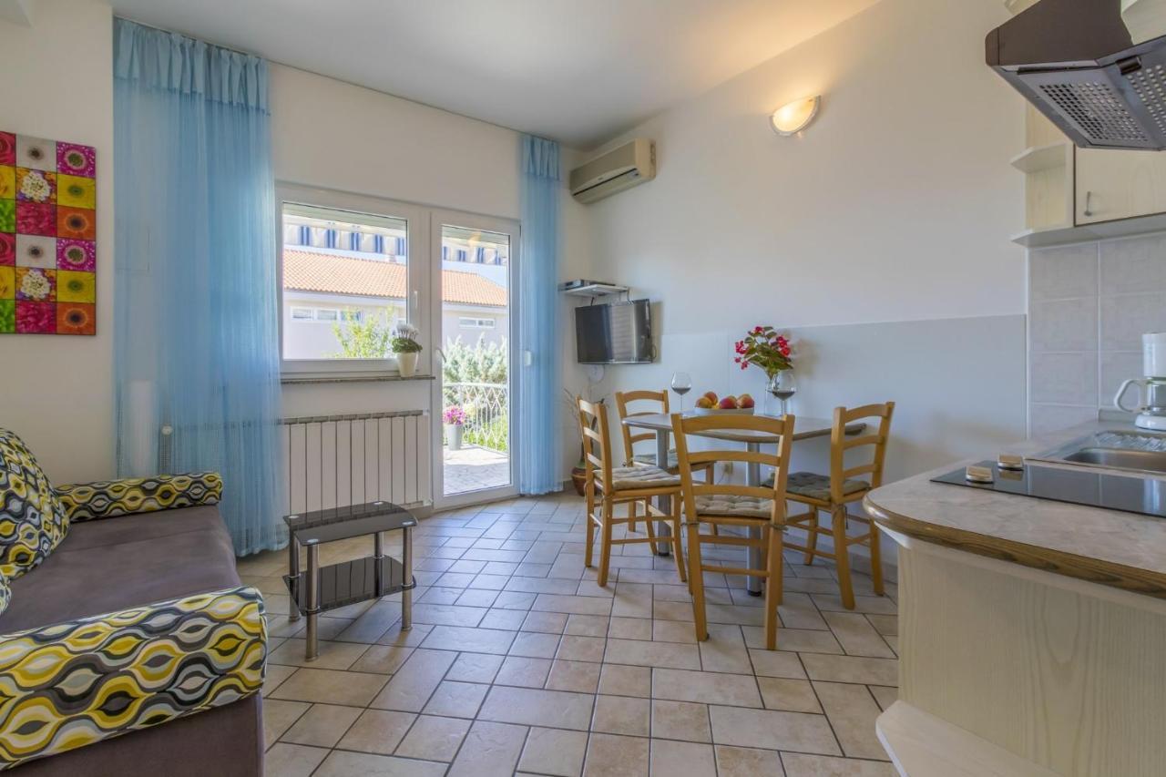 Blue Pearl Apartments Crikvenica Eksteriør bilde