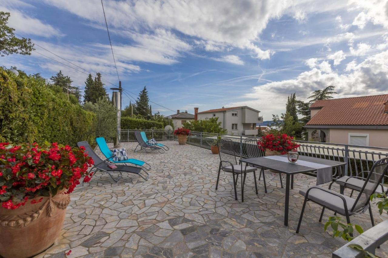 Blue Pearl Apartments Crikvenica Eksteriør bilde